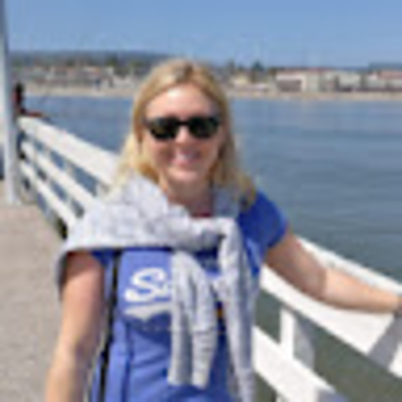 Meet your Posher, Julia - Picture 1 of 1